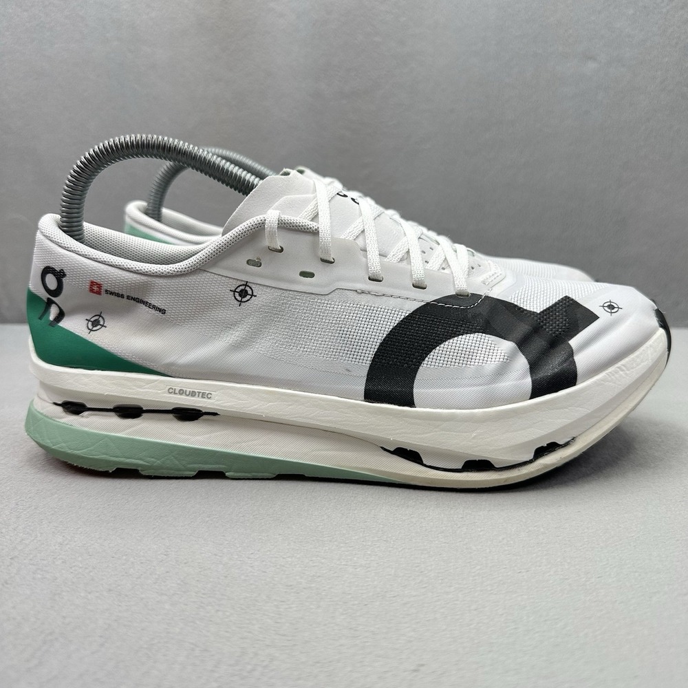 Womens Size 9.5 ON Cloudboom Echo 3 White | Mint Shoes Athletic Running Sneakers